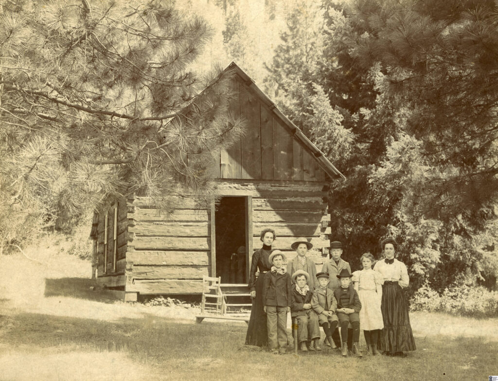 The Steamboat School 1903 – McKee Bridge Historical Society